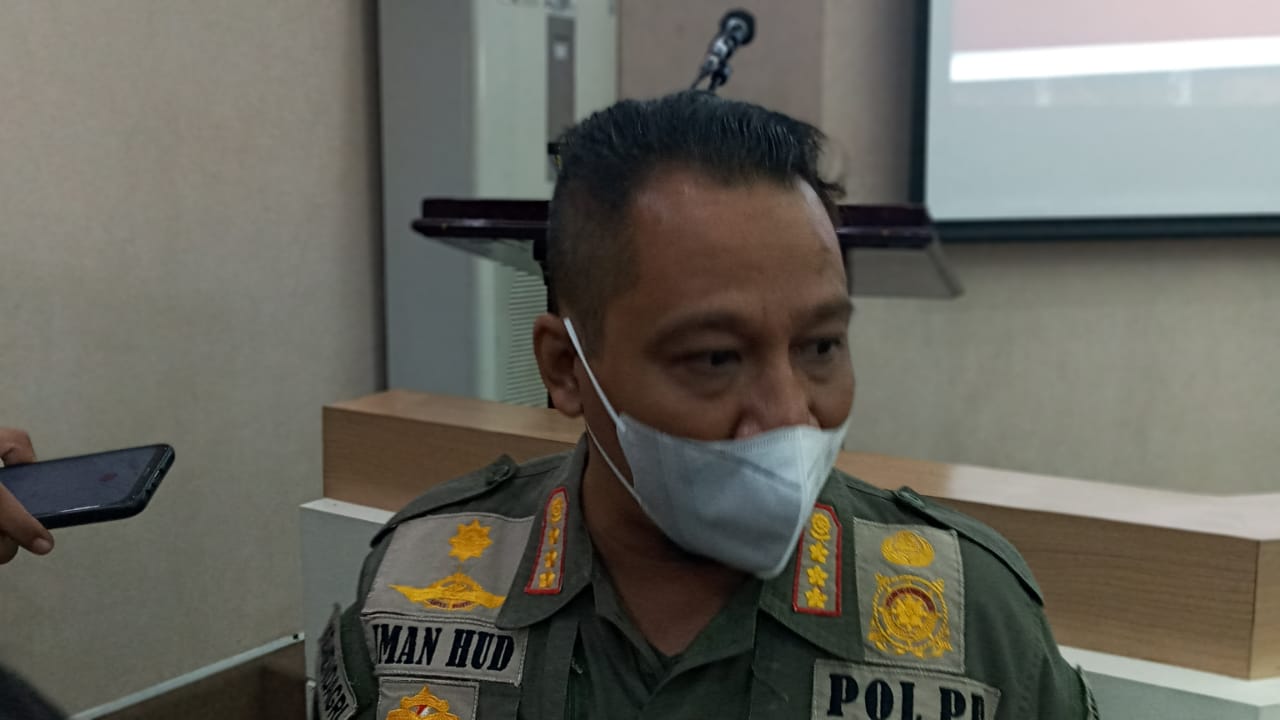 Satgas Raika Tindak Tegas Tempat Usaha yang Makan Minum di Tempat